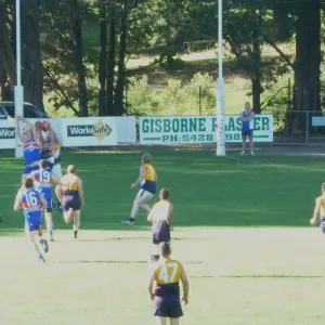 2012_04_15_round_2_35s_vs_moorabool_valley_012.jpg
