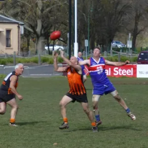2013_round_10_45s_vs_gippsland_008.jpg