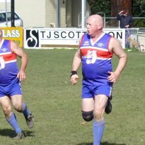 2013_round_10_45s_vs_gippsland_013.jpg