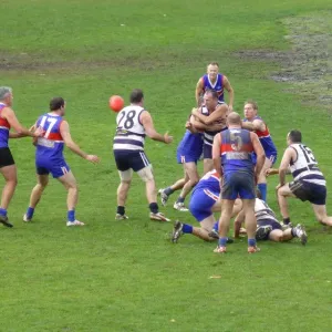 2013_round_5_35s_and_45s_vs_geelong_024.jpg